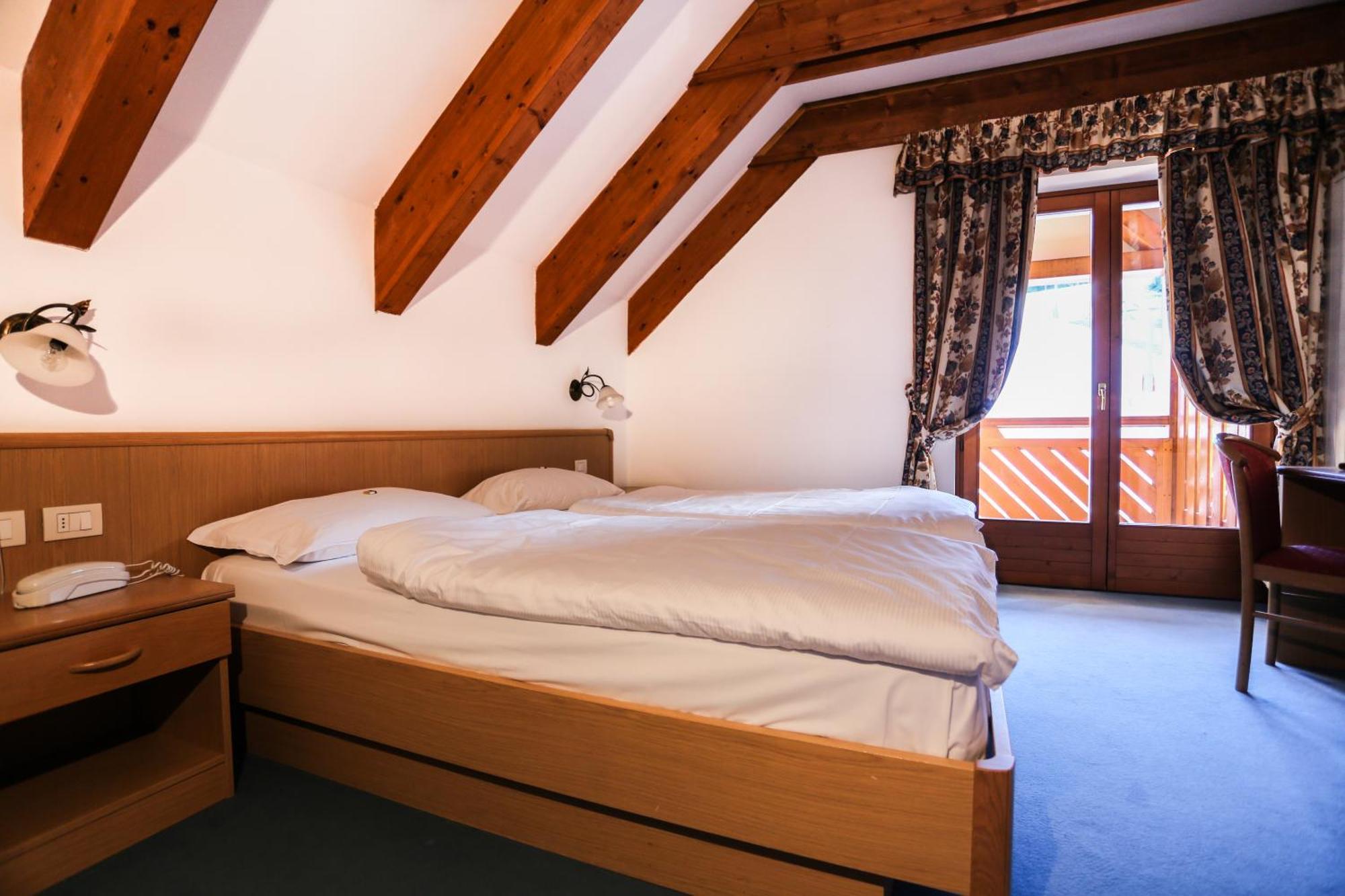 Hotel Fortini Madonna di Campiglio Ngoại thất bức ảnh