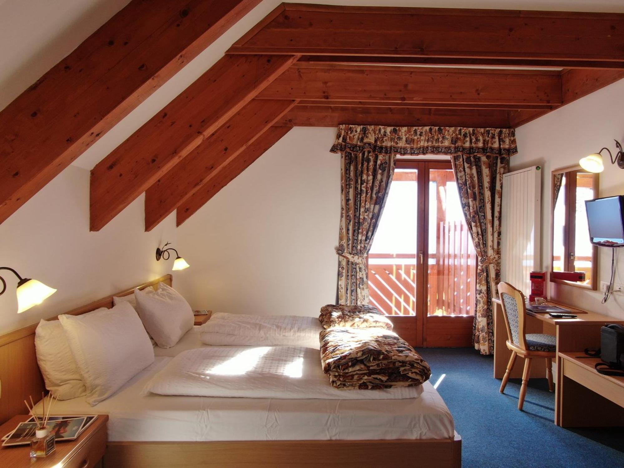 Hotel Fortini Madonna di Campiglio Ngoại thất bức ảnh