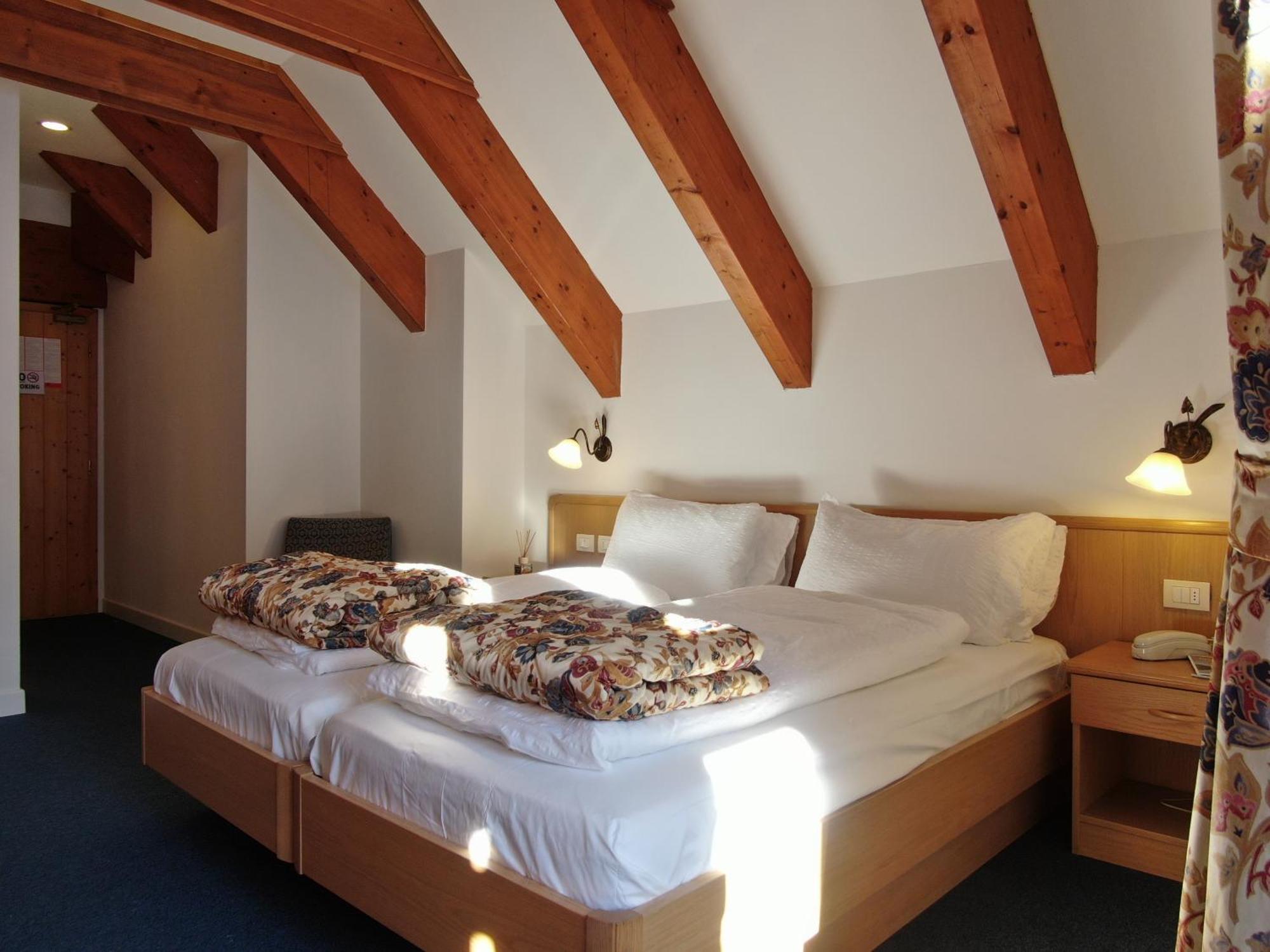 Hotel Fortini Madonna di Campiglio Ngoại thất bức ảnh